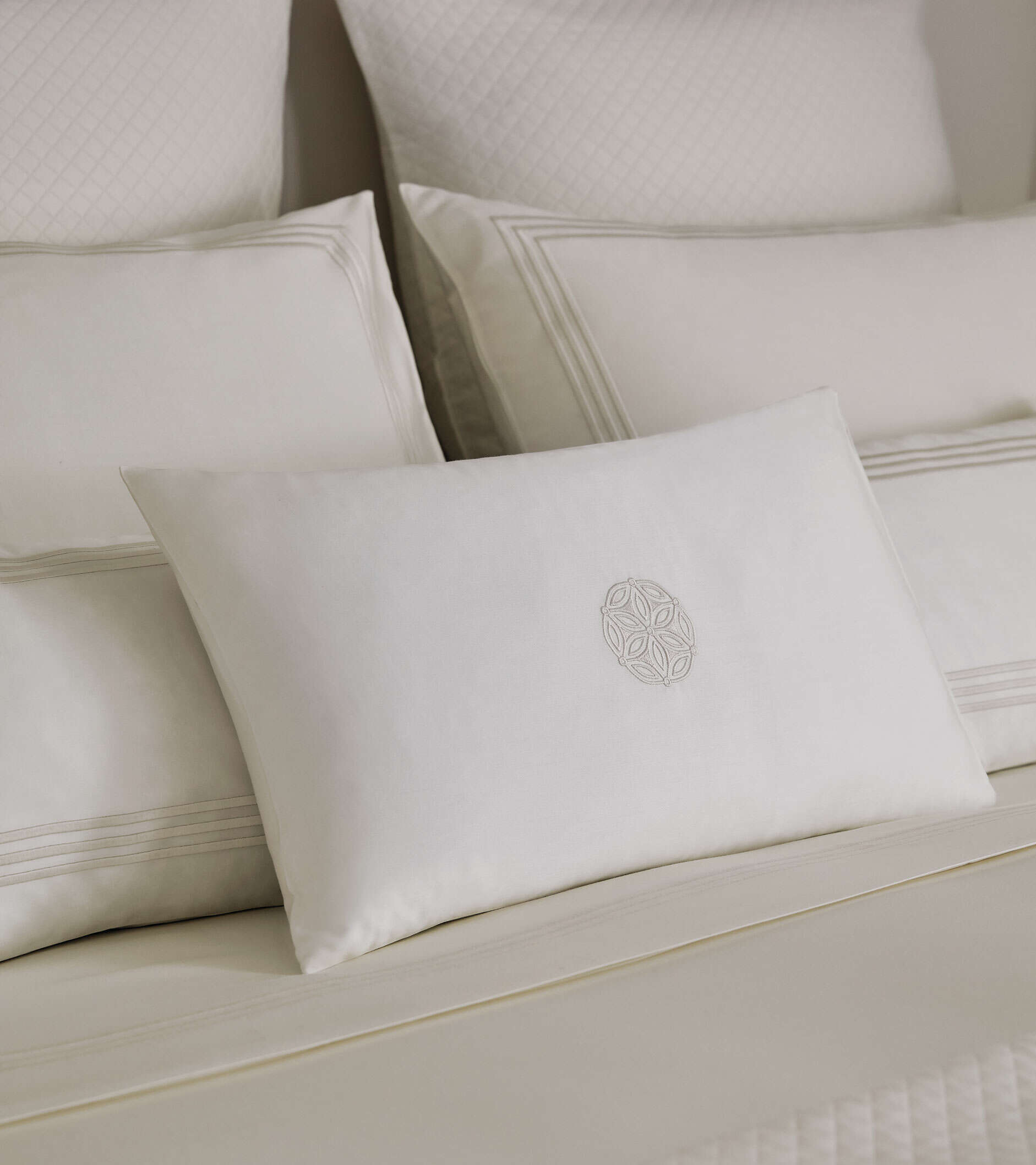 prima_finelinen_frette_bedding_hotellerie_dubai_collection_detail